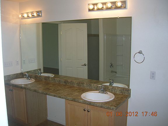 Master Bath 5 Piece