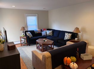 30 Thorpe St #30, Fairfield, CT 06824
