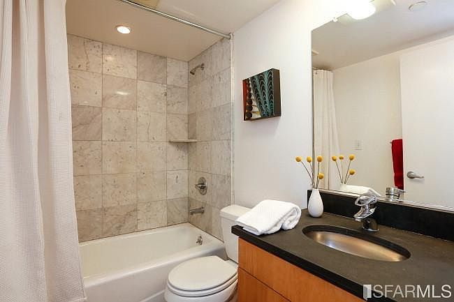 1st image of 374 11th St Unit 1