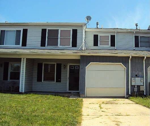 1st image of 12 Stephanie Dr