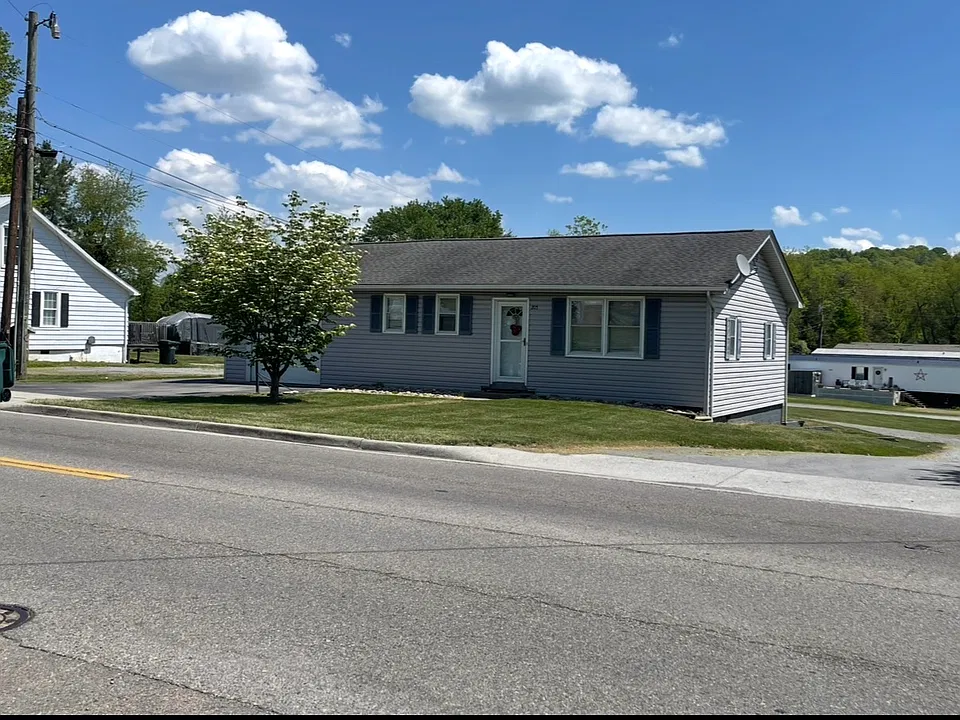 205 Old Airport Rd