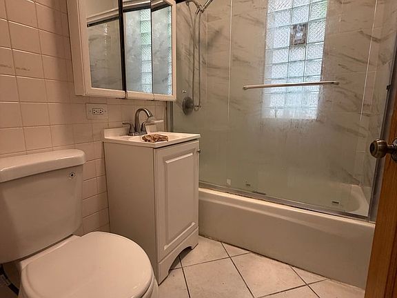 2nd image of 1853 N Humboldt Blvd