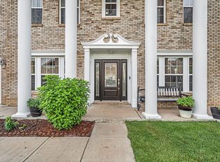695 Legacy Blvd, Greenwood, IN