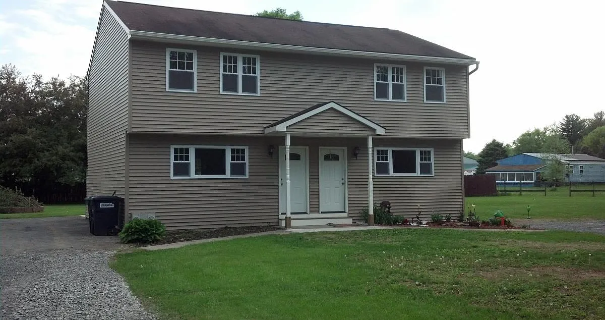 2 bed, 1.5 bath, 1100 sqft, $1,650 — Photo 1