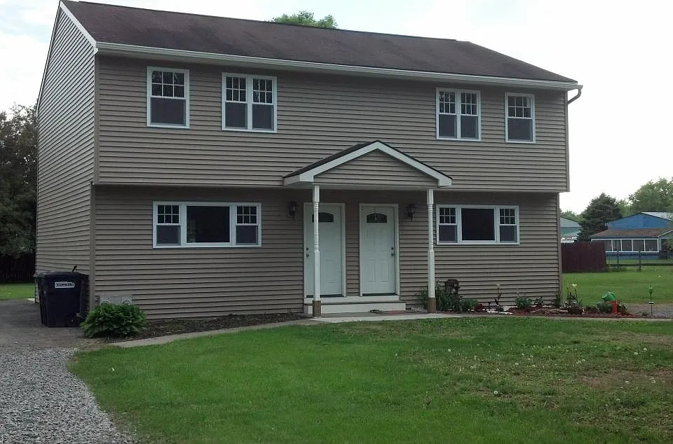 16 Saunders Dr