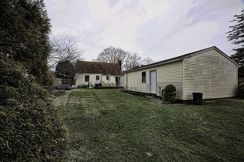 2nd image of 46 Bedell Pl