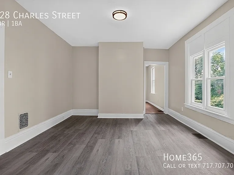 128 Charles St — Photo 3