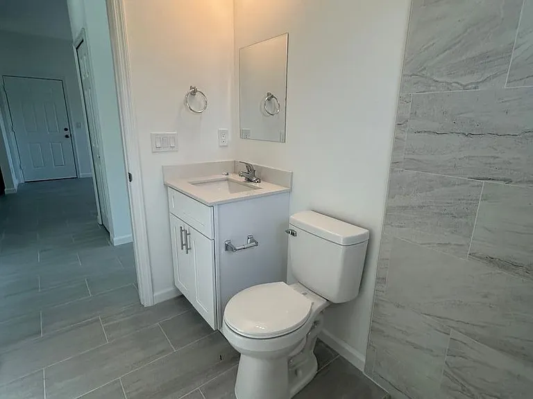 1142 Heron St — Photo 14