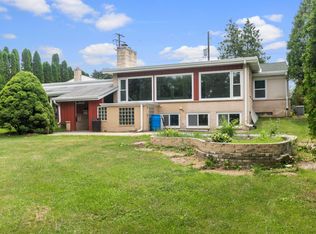 4652 Spring St, Racine, WI 53405