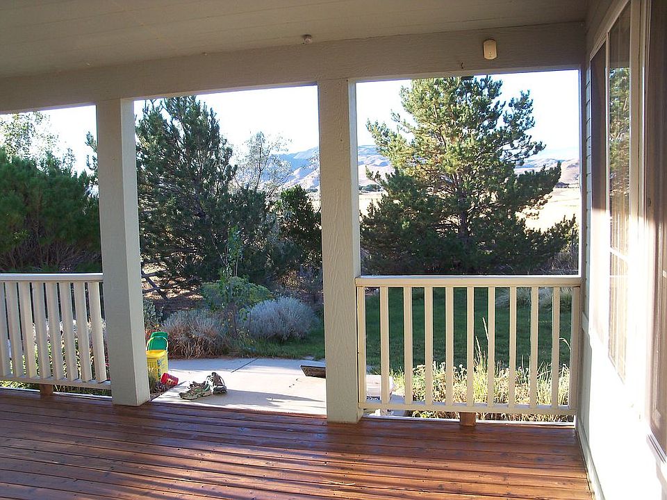 1st image of 8 Santa Sophia Dr