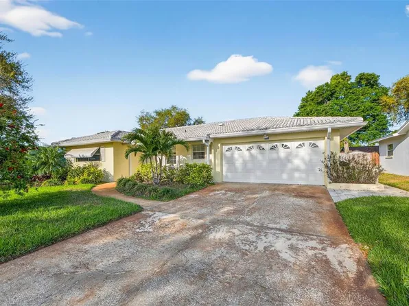 1290 Edenville Ave, Clearwater, FL 33764