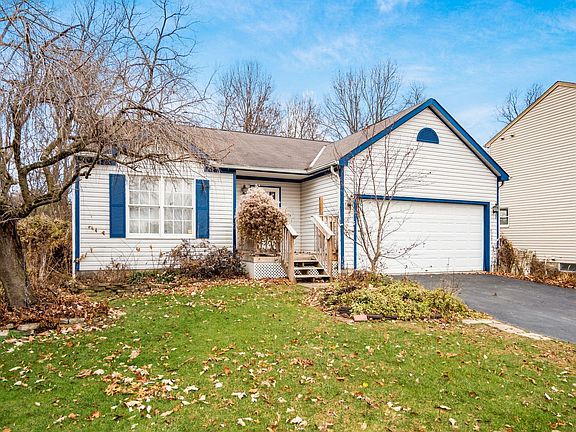3rd image of 2349 Brookbank Dr