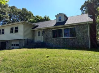 648 Indian Hills Trl, Eddyville, KY 42038