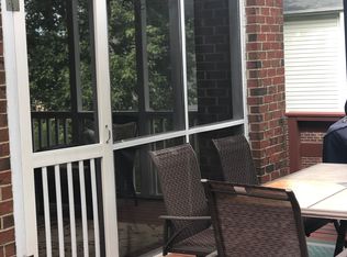 121 Deerfield Dr, Mount Holly, NC 28120