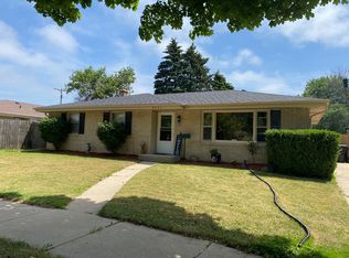 4035 Manhattan Dr, Racine, WI 53402