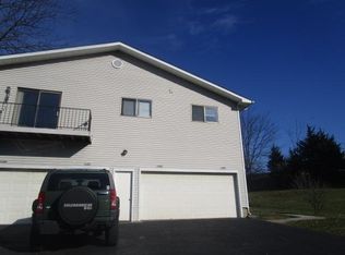 2488 Natchez Dr, Columbus, OH 43209