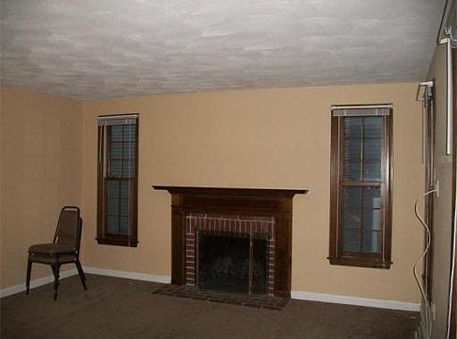 3rd image of 20 Woodland Dr Unit 323