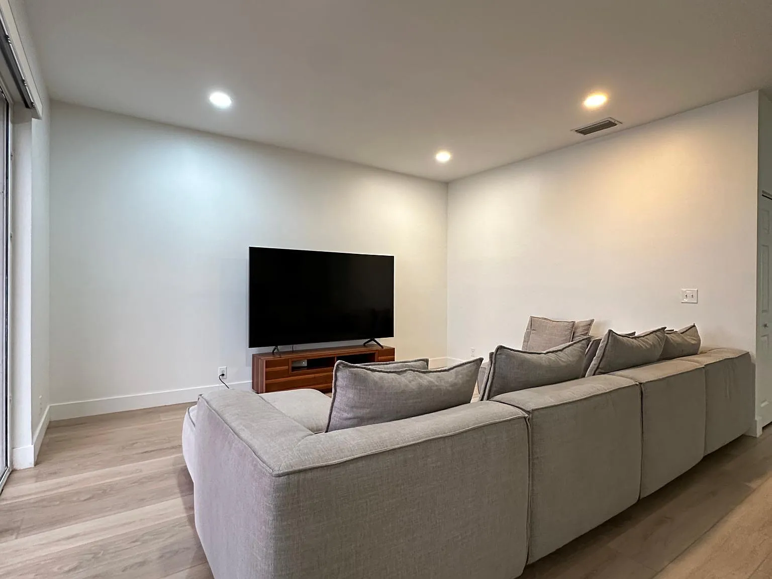 SW 148th Way, Miramar — Photo 4