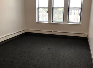 542 N Pine Ave APT 301, Chicago, IL 60644