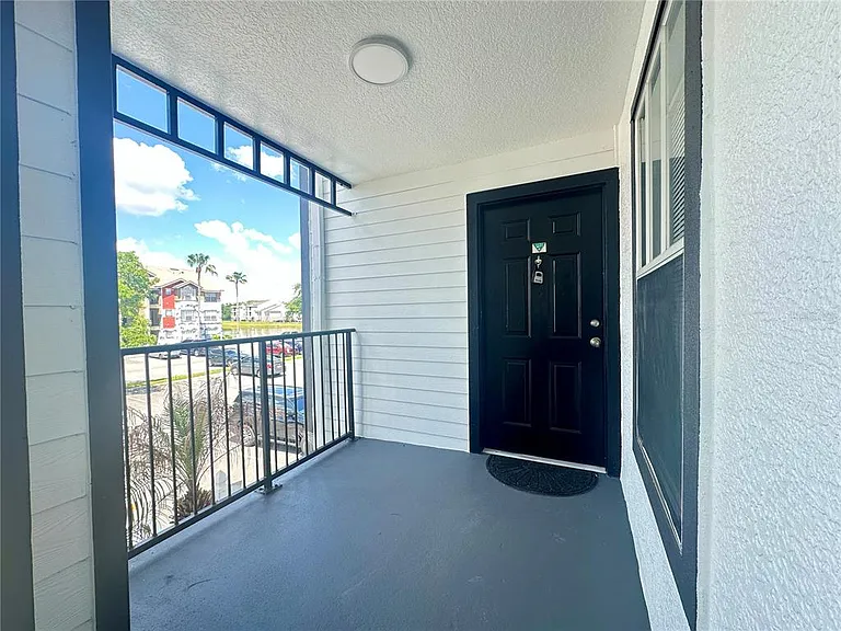 2213 Grand Cayman Ct #1121 — Photo 2