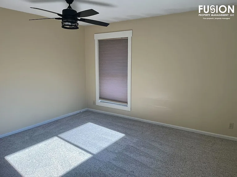 209 Ledgewood Cir #101 — Photo 5