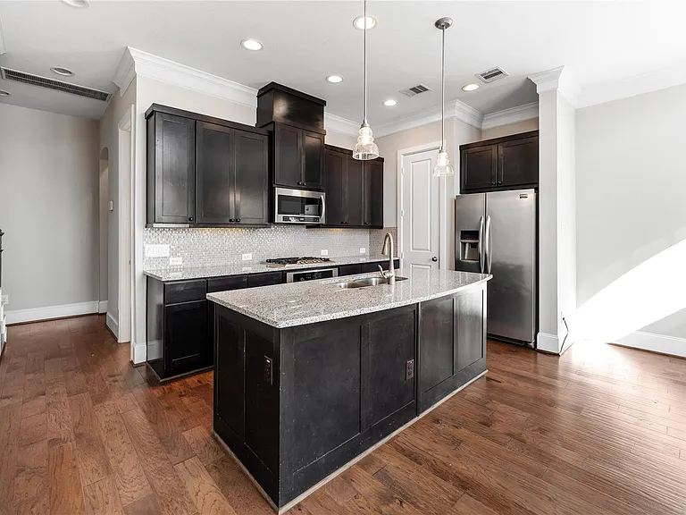 2720 Church Wood Dr — Photo 14