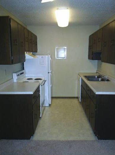 2nd image of 1505 S Rock Creek Dr APT 207