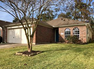 5044 Willow Point Dr, Conroe, TX 77303