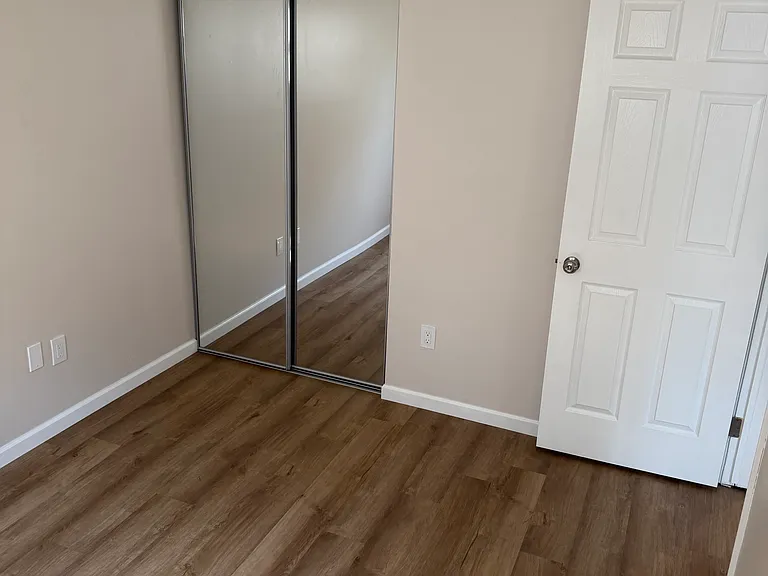 27615 Barrington St — Photo 33