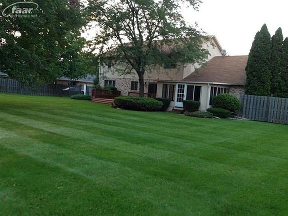 3rd image of 1309 Hickory Hollow Dr