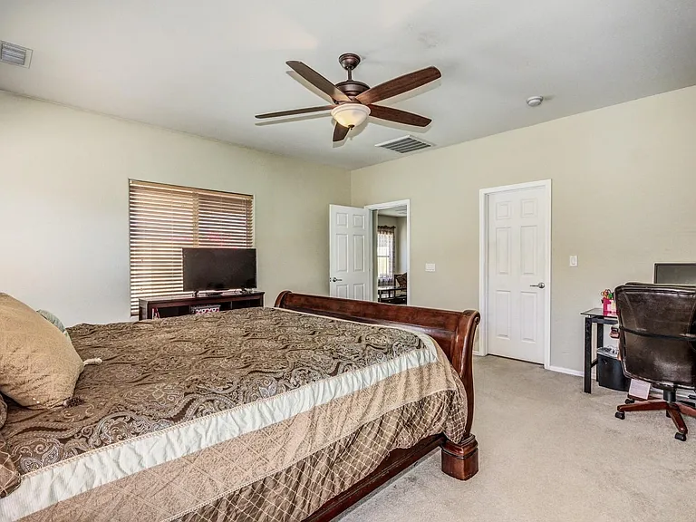 18113 W Townley Ave — Photo 17