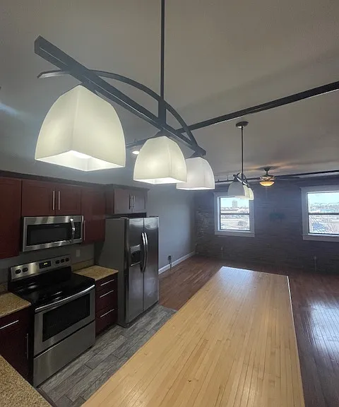 208 Huron Ave — Photo 84