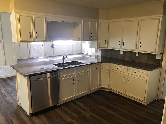 4th image of 9800 Dollarway Rd