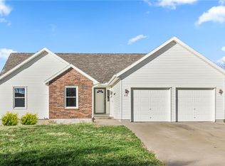 416 N Cherry St, Gardner, KS 66030