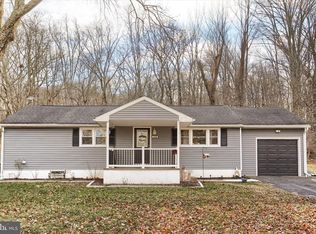 1590 Round Top Rd, Middletown, PA 17057