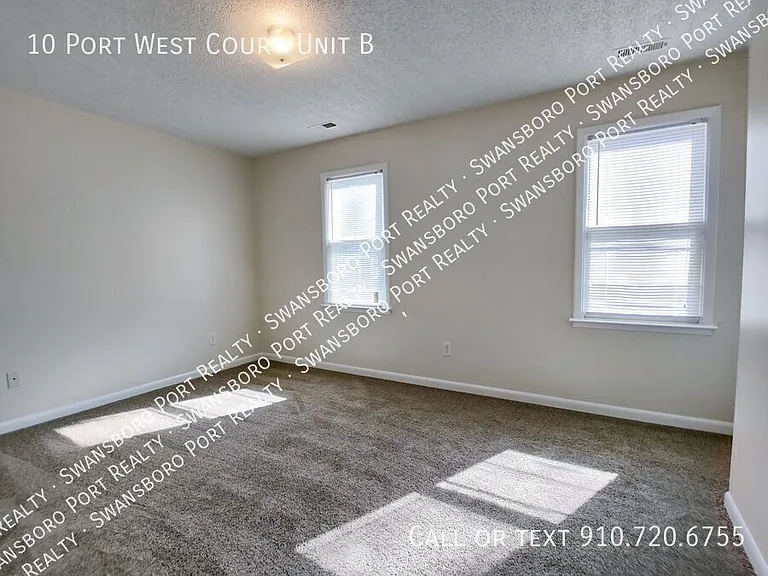 10 Port West Ct #B — Photo 17