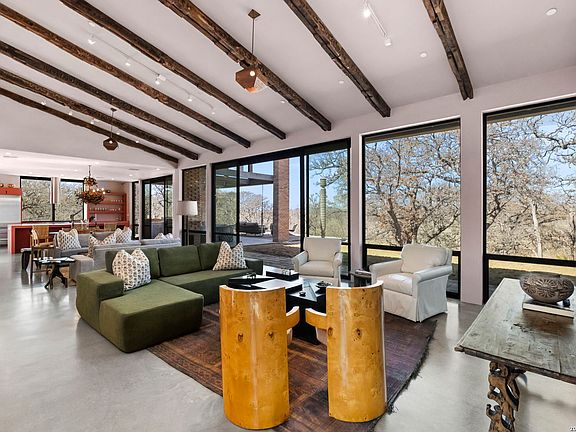 5th image of 115 Seale Hill