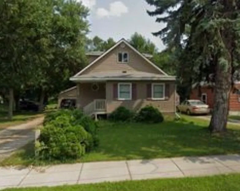 211 Gorgas Ave