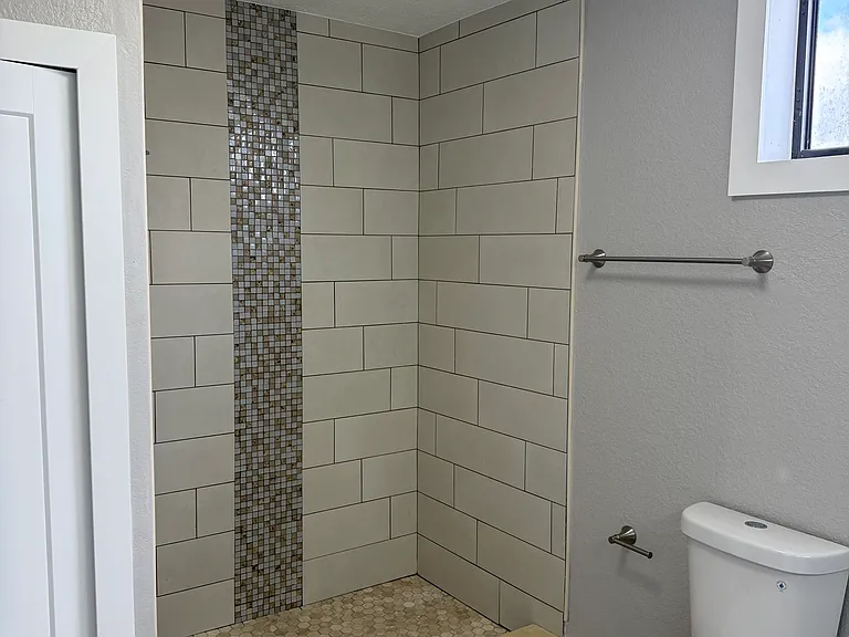 7035 Babcock Rd #B — Photo 11