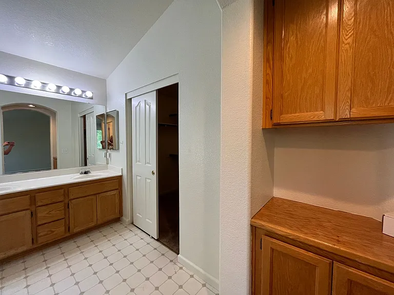 2821 Babson Dr — Photo 19