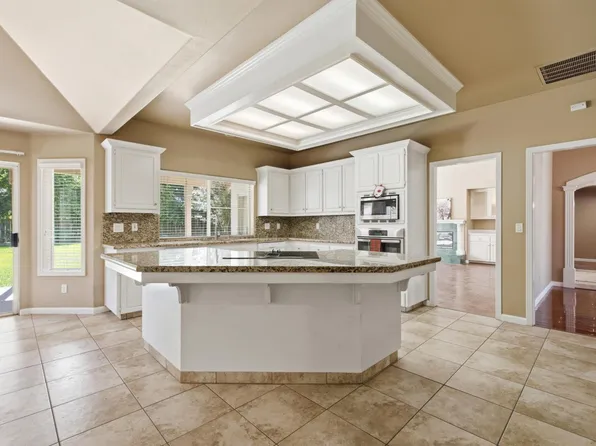6542 N Rafael Ave, Fresno, CA 93711