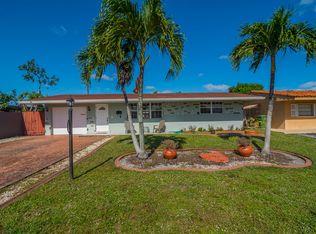 8871 NW 13th St, Hollywood, FL 33024