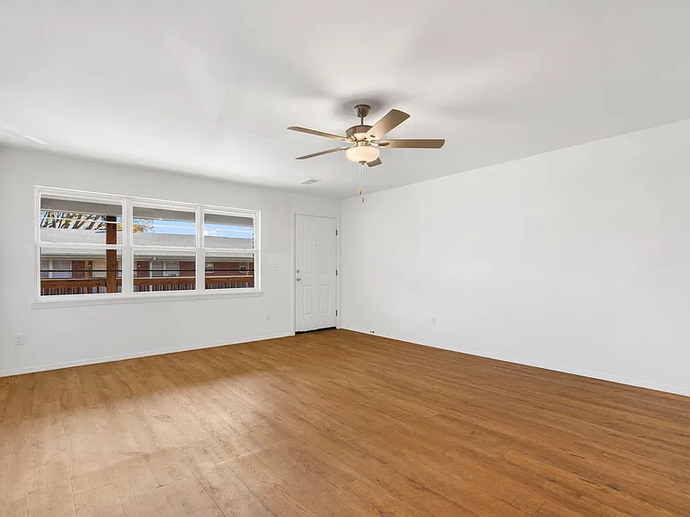 Embassy Apartments — Photo 13