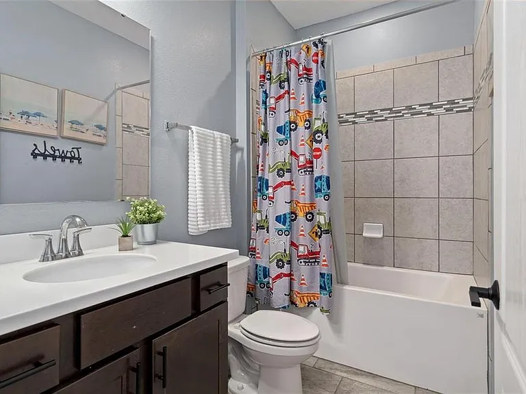 12409 Brick Cobblestone Dr — Photo 16