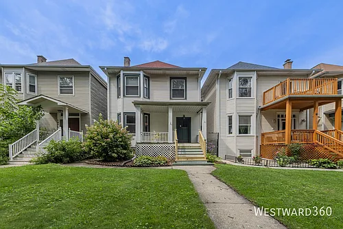 1932 W Touhy Ave #1 Photo 1