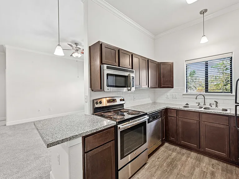 The Laurel at Vintage Park 55+ — Photo 11