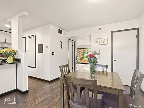 5th image of 7 Avila Pl