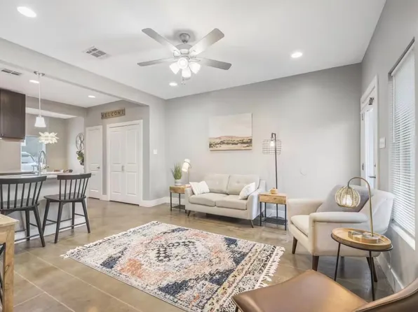 113 Bayou St APT 107A, Lafayette, LA 70503