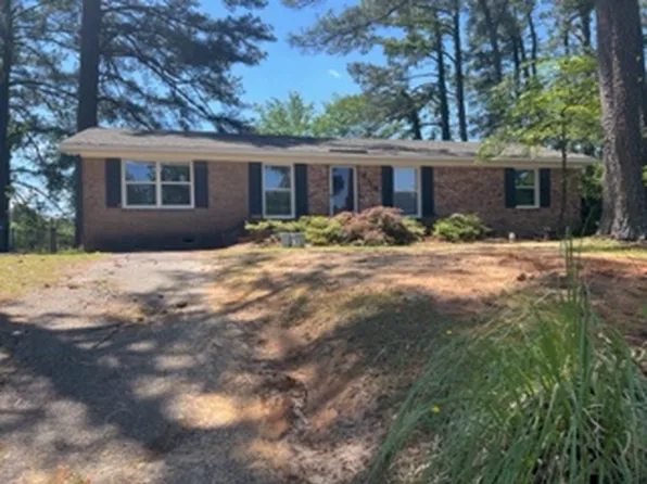6115 McDougal Dr, Fayetteville, NC 28304