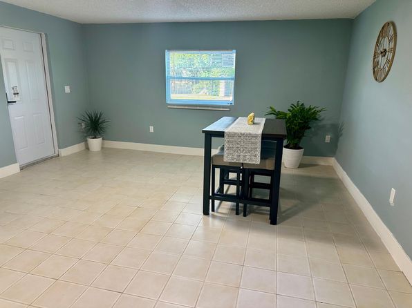 (undisclosed Address), Miami, FL 33165